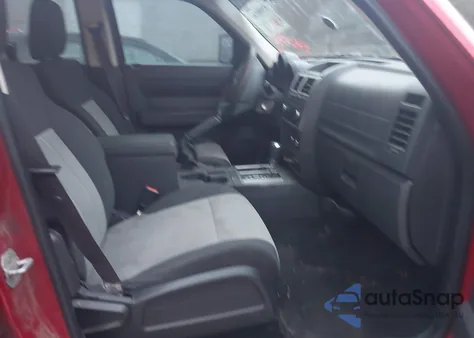 2008 Dodge Nitro Sxt z USA, uszkodzony, nr VIN 1D8GU28K58W214061